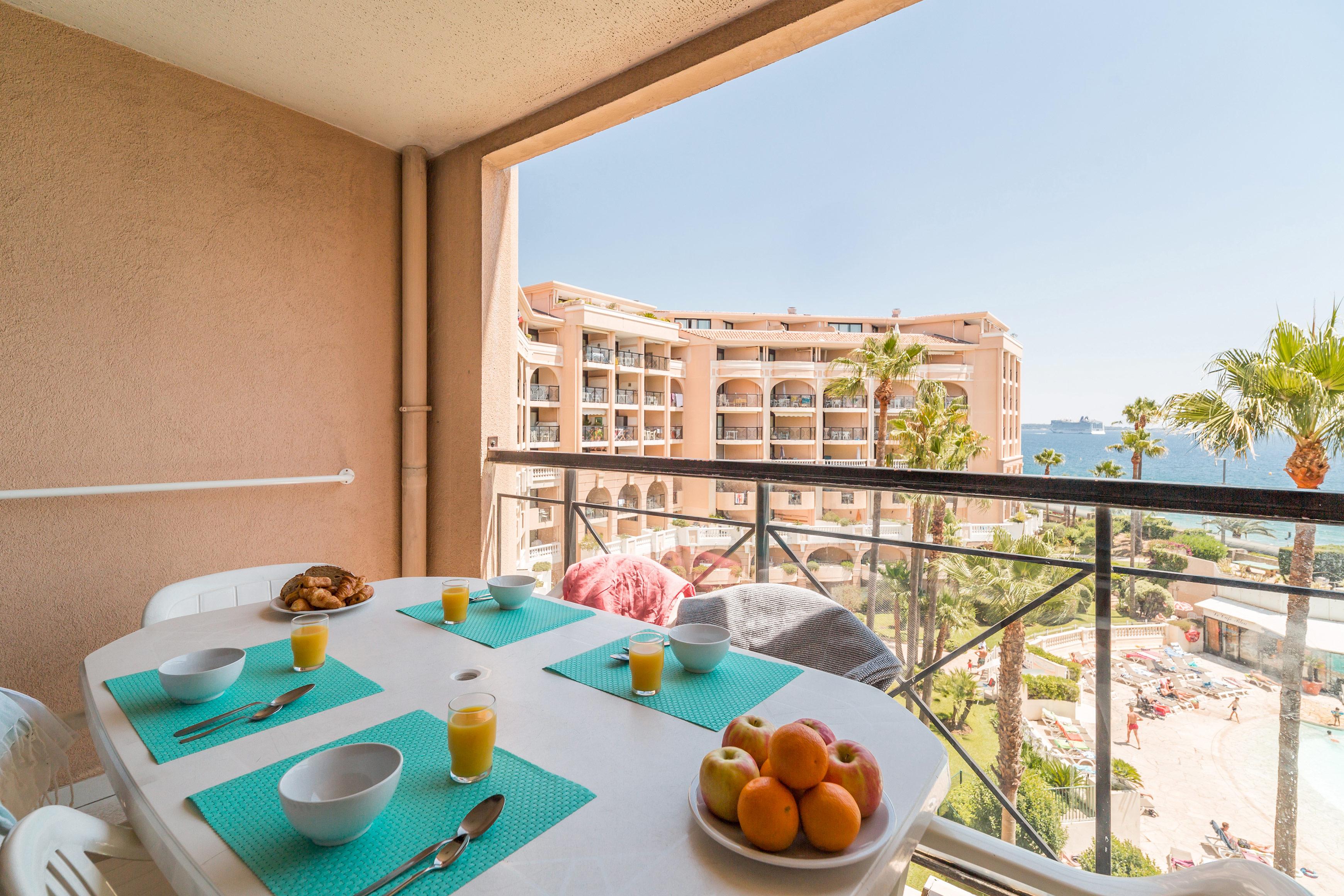 Residence La Palme D'Azur Cannes Verrerie Exterior photo